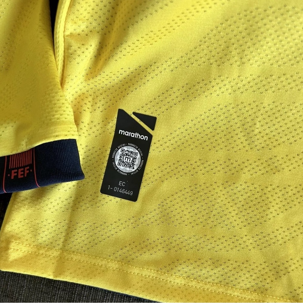 Marathon Authentic Ecuador Team Copa America 2024 Long Sleeve Jersey Men’s Sz: M - Picture 4 of 6